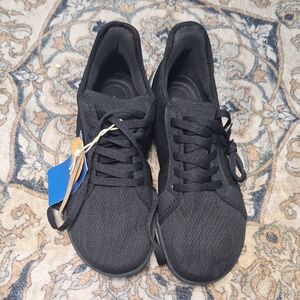 Stylish Black Men's Sneakers